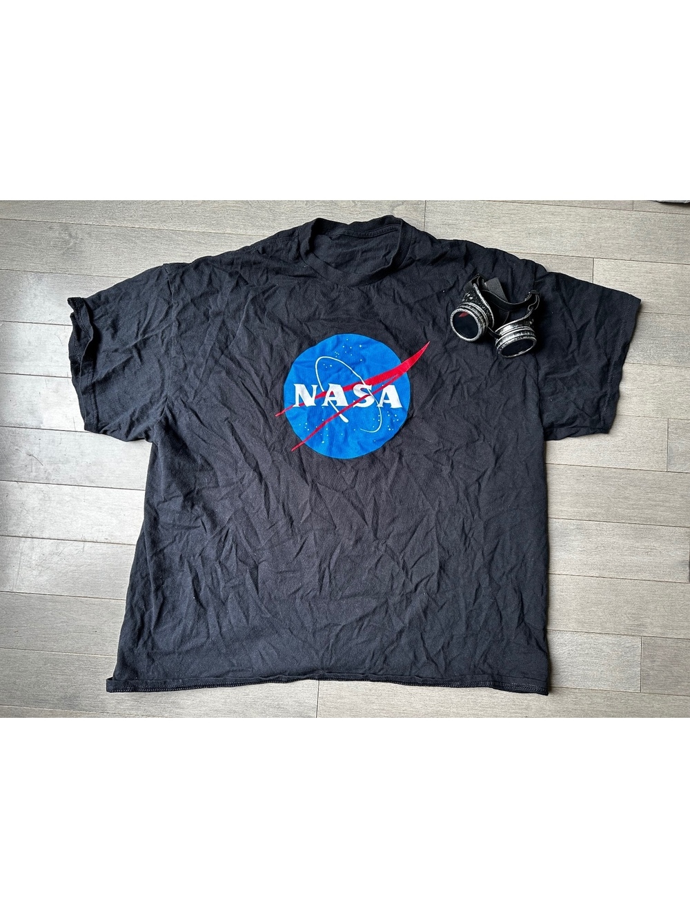 NASA Logo Black T-Shirt with Steampunk Style Goggles Halloween Costume Dress Up